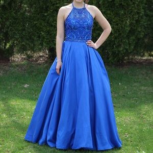 Sherri Hill prom dress